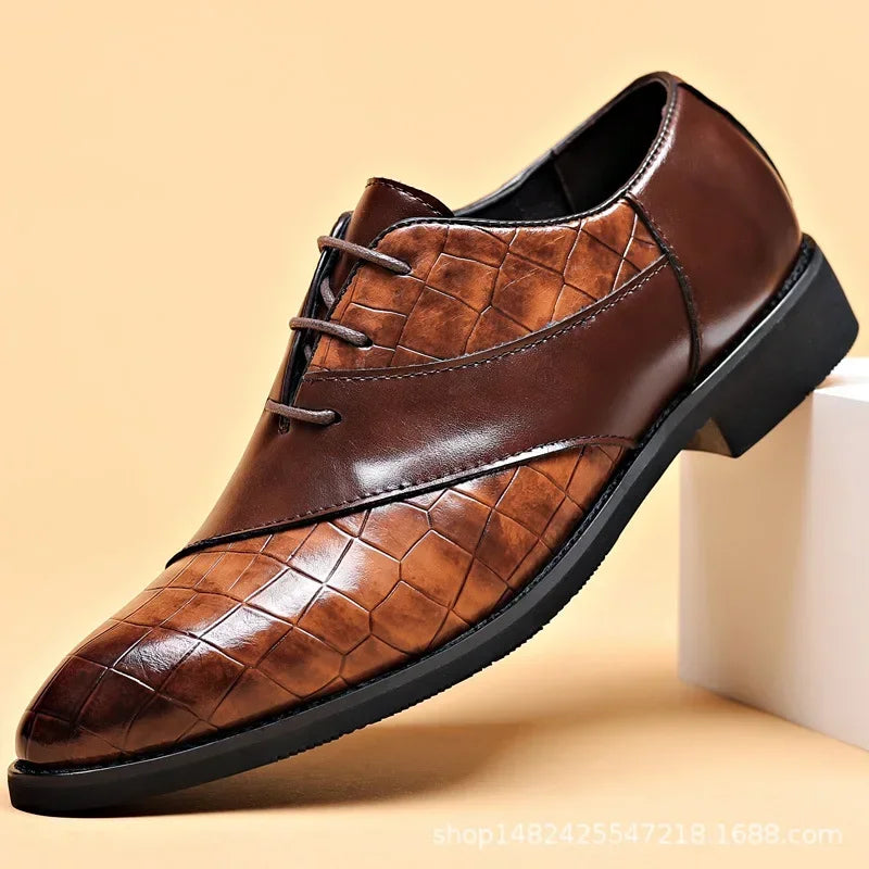 Pelle - Men's Embossed Shoes