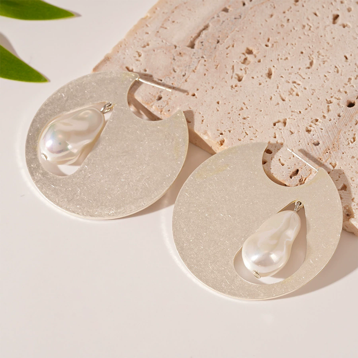 Amelia Pearl Hoops