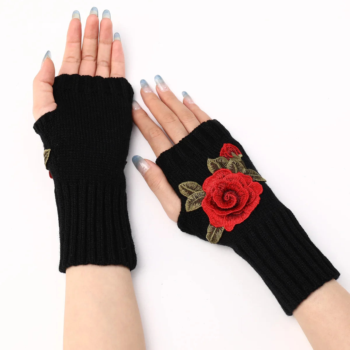 Appassionato Embroidered Knit Wool Gloves