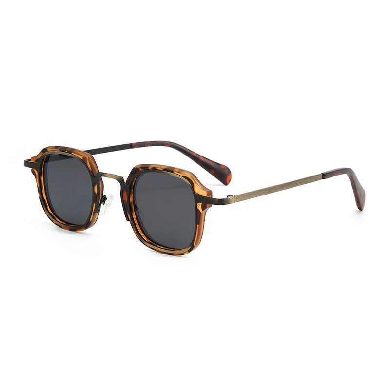 Xavor'a Square-Frame Sunglasses