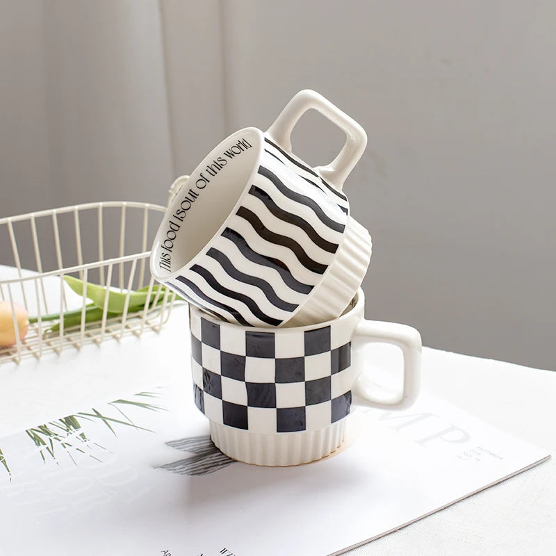 Grid & Wave - The Ceramic Cup