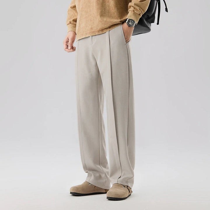 Men's Straight-Fit Pleated Pants