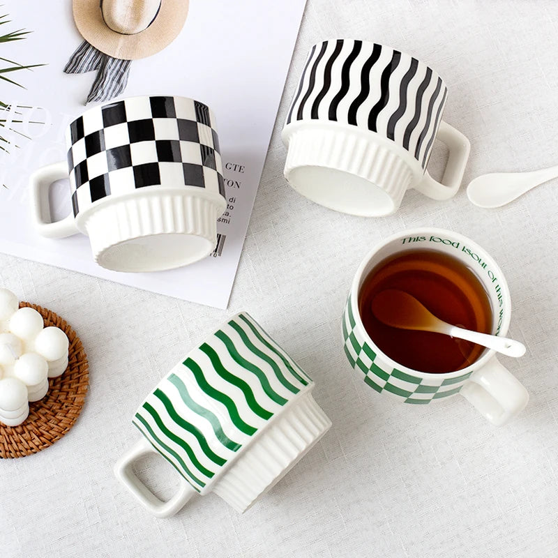 Grid & Wave - The Ceramic Cup