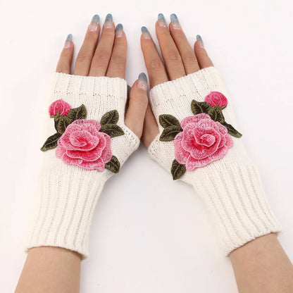 Appassionato Embroidered Knit Wool Gloves