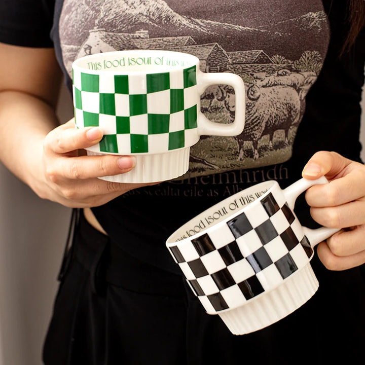 Grid & Wave - The Ceramic Cup