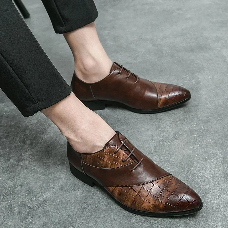 Pelle - Men's Embossed Shoes