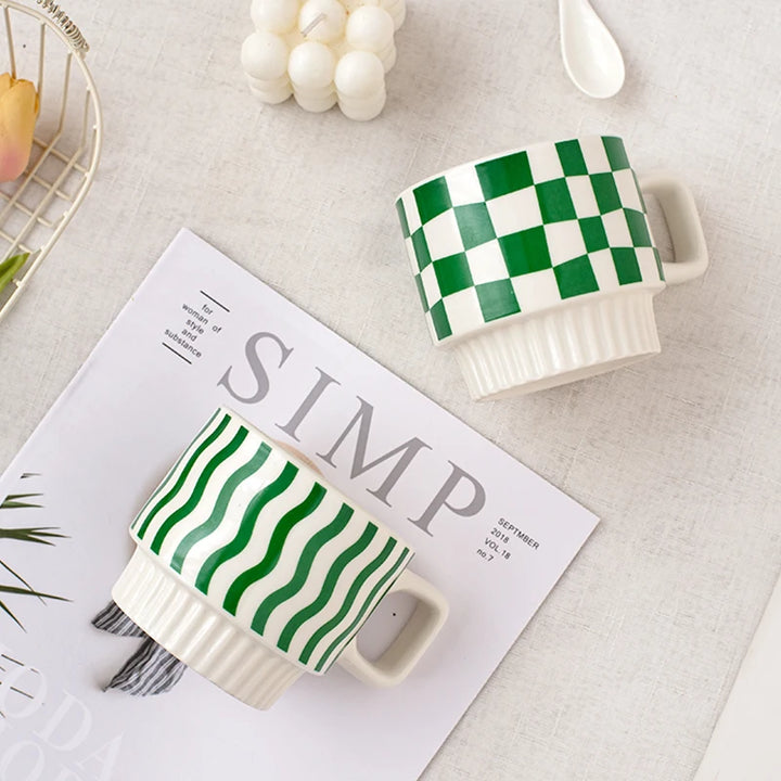 Grid & Wave - The Ceramic Cup
