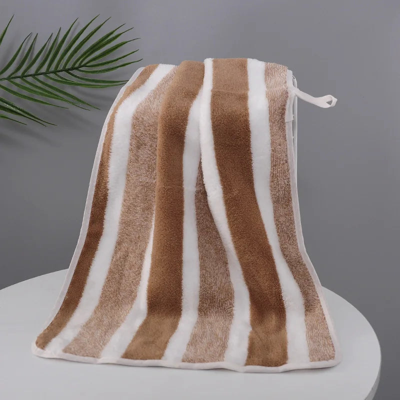 Everyday - Striped Pattern Towel Set