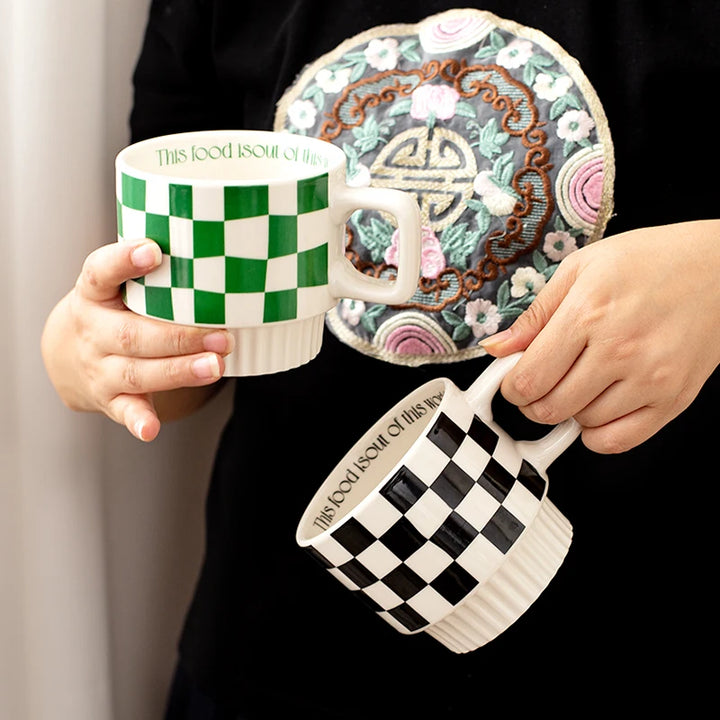 Grid & Wave - The Ceramic Cup
